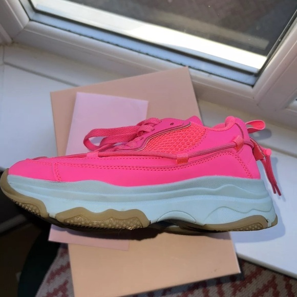 Hot pink Essentiel Antwerp sneakers sz 7 - Picture 3 of 12
